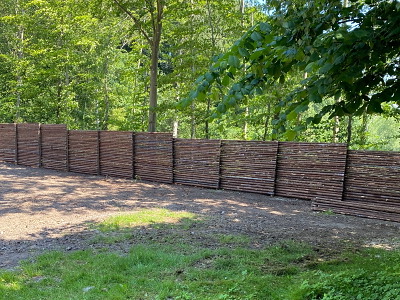 Rafter med bark – Ø4–7 cm x 220 cm