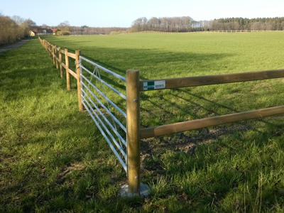 Wrangler endestolpe – Ø14 cm til 2 bomme