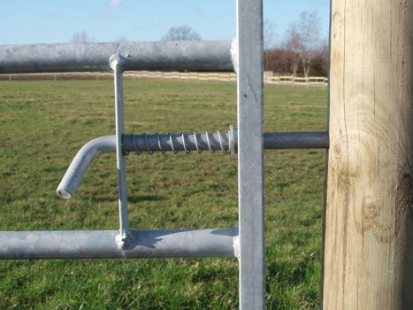 Stålåger - Opsætning af hegn og låger - vi dækker hele Danmark
